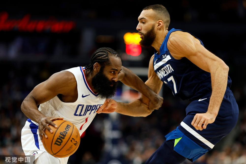 更是对他全 更是对他全