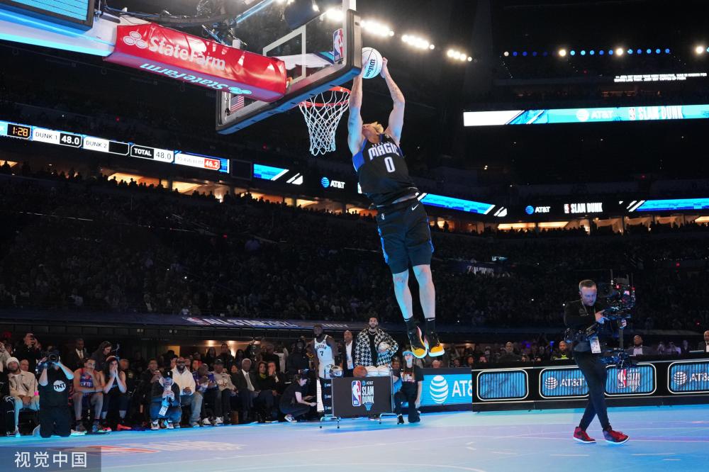 相同程度的 相同程度的