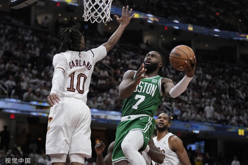 他们更加注 他们更加注